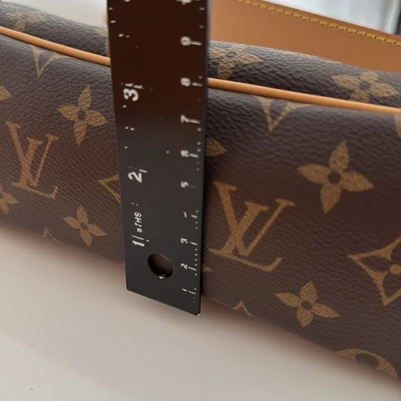 Louis Vuitton *NEW* Odeon MM NM Brown Monogram Shoulder Bag with Box & Cover - Picture 16 of 17